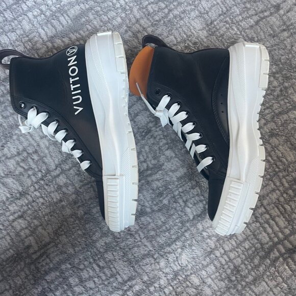 LV Squad Sneaker Boot - Picture 8 of 10